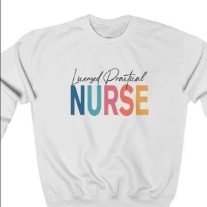 CUTE Nurse 🥰 Women's crewneck